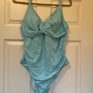 Adorable Bathingsuit!!